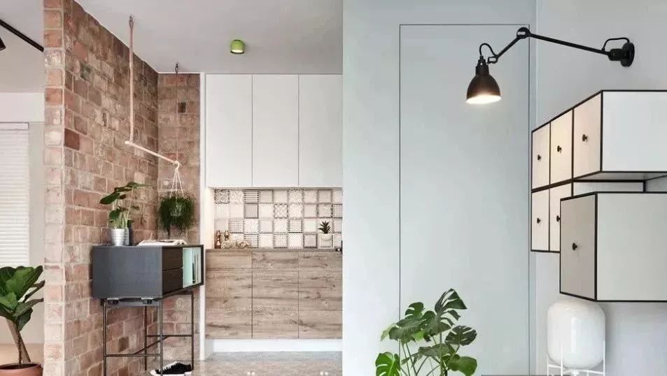 瓷磚居然可以這樣鋪，鄰居們紛紛來觀看！