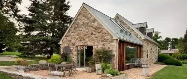 抱團(tuán)同居式養(yǎng)老，在上海郊區(qū)變成了現(xiàn)實(shí)