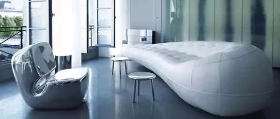 “老佛爺”去世：我才不在乎給世界留下什么