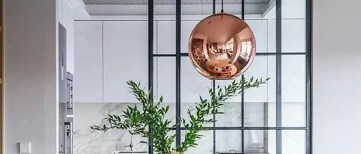 設(shè)計(jì)師只醉心于設(shè)計(jì)是沒錢途的？！