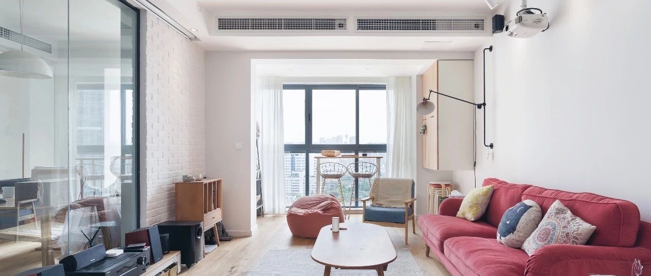 客廳有中央空調(diào)的，天花板可以這樣吊